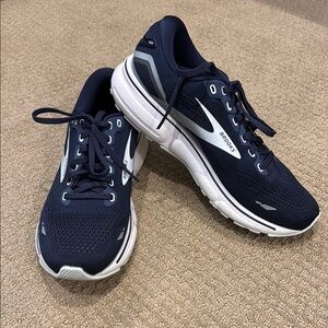 Brooks Navy and White Women's Sneakers